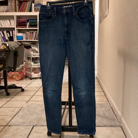 Womens Levi’s 725 High Rise Skinny Sz 31 - Picture 5 of 5